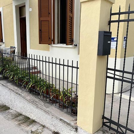 Bed Villa อังโกนา ภายนอก รูปภาพ